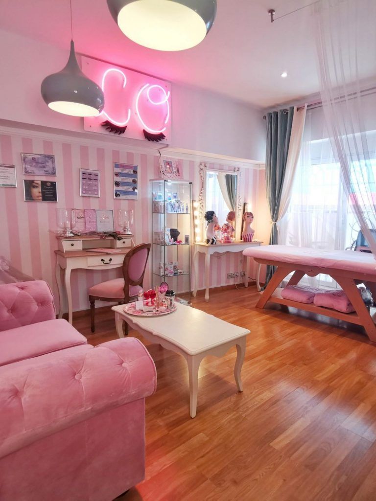 Interior de Pestañería y Academia Lashes Obsession, centro especializado en extensiones de pestañas.